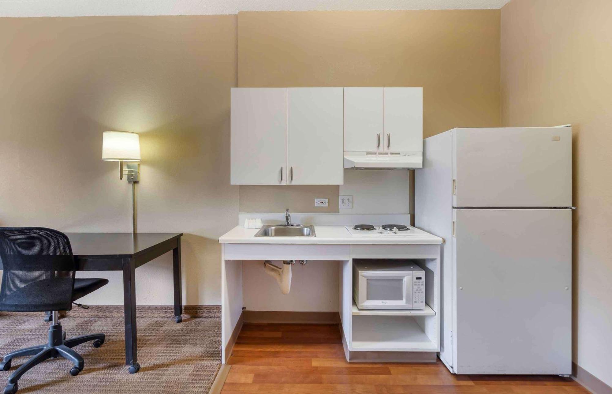 Extended Stay America Suites - Chicago - Elmhurst - O'Hare Экстерьер фото