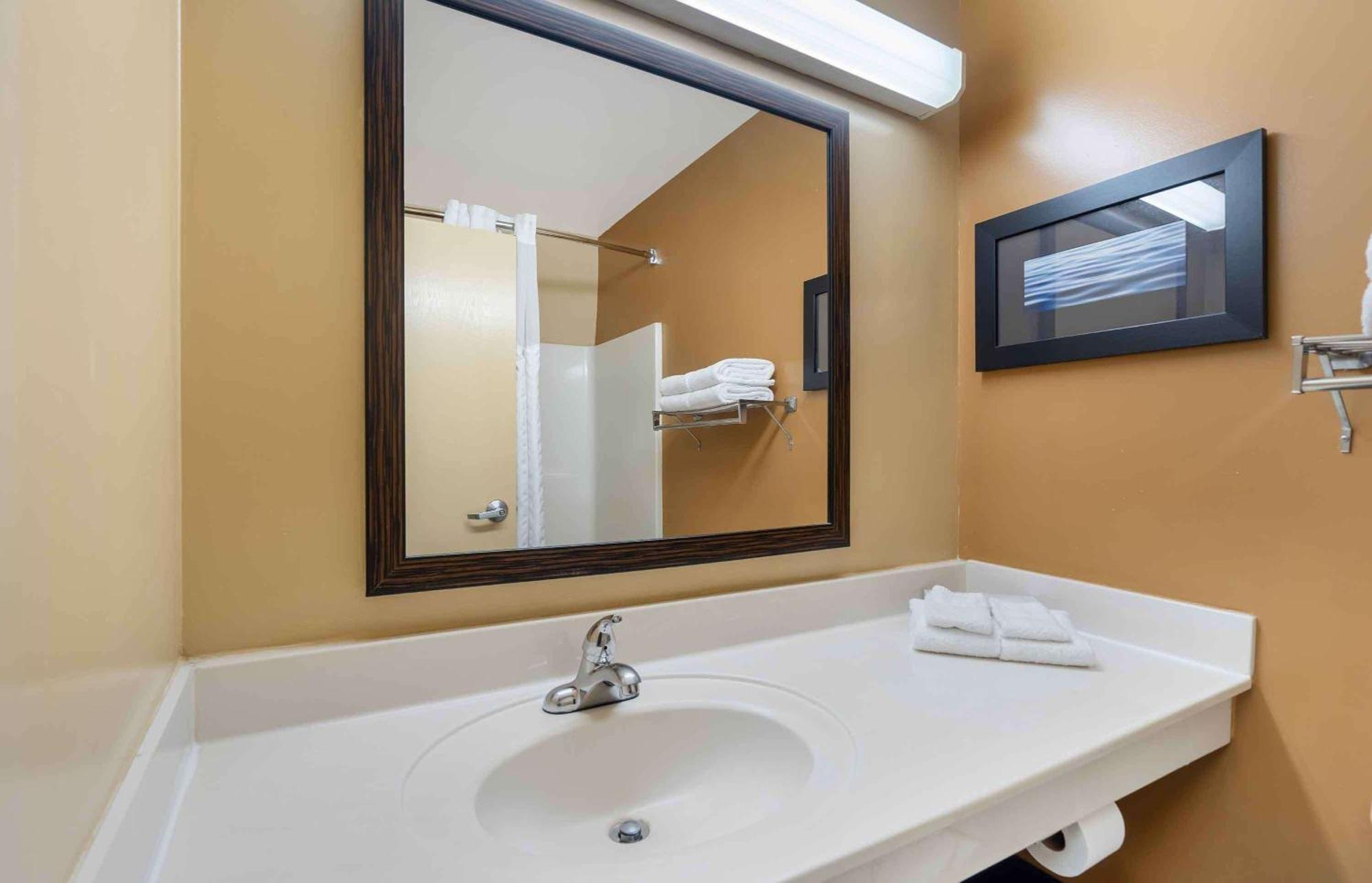 Extended Stay America Suites - Chicago - Elmhurst - O'Hare Экстерьер фото