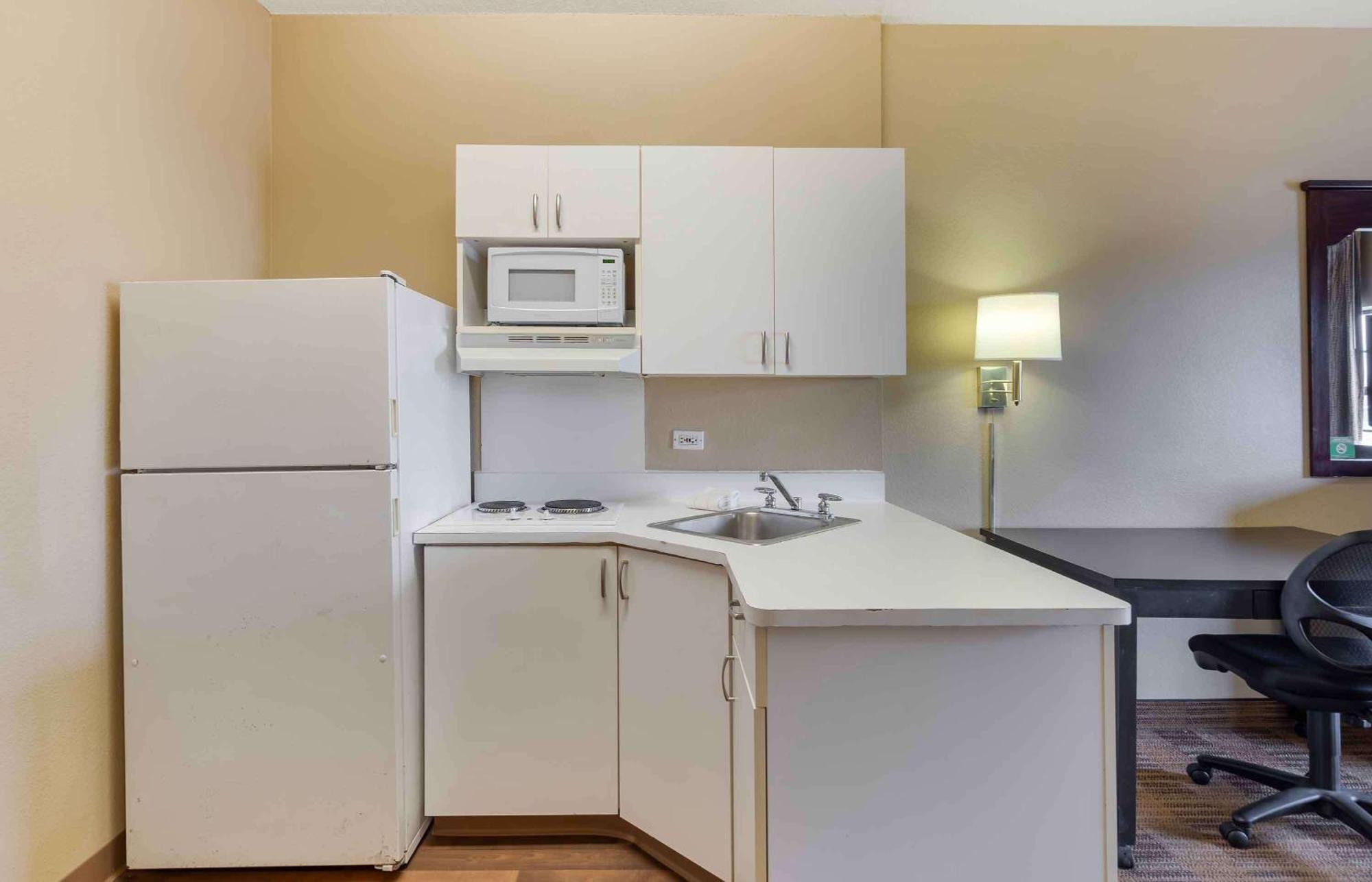 Extended Stay America Suites - Chicago - Elmhurst - O'Hare Экстерьер фото